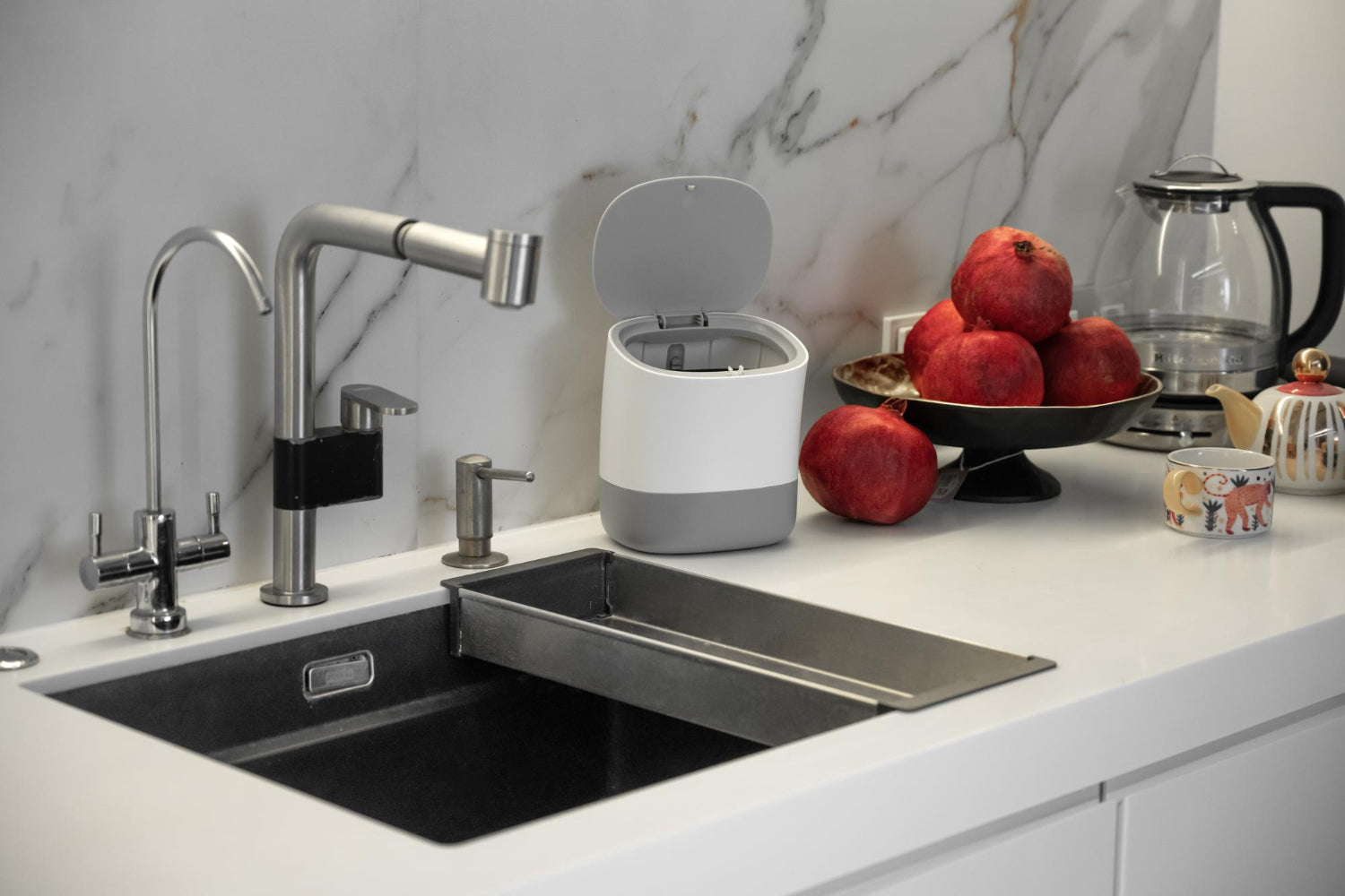 Transform Your Kitchen Sink with this Superlative Faucet